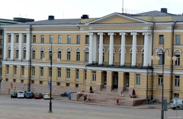 здание Хельсинского Университета